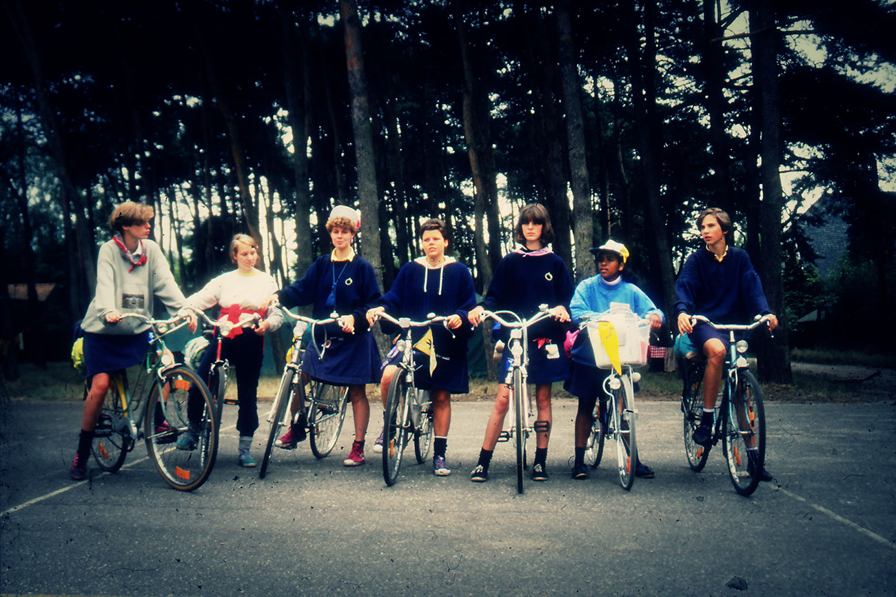 Fietstocht van de tiptiens op kamp 1989